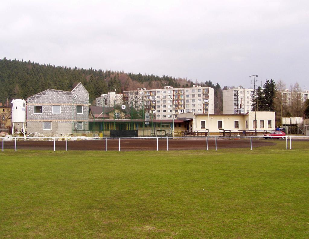 N010